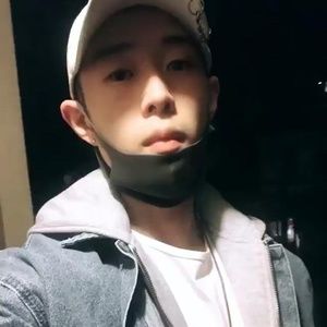 Meet your Posher, Peter